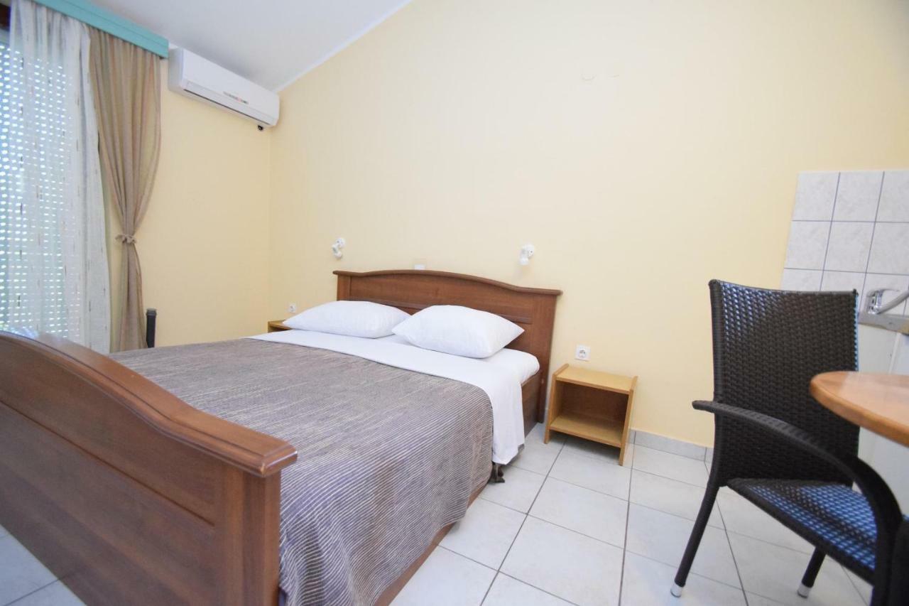Apartments Nina Starigrad Paklenica Εξωτερικό φωτογραφία