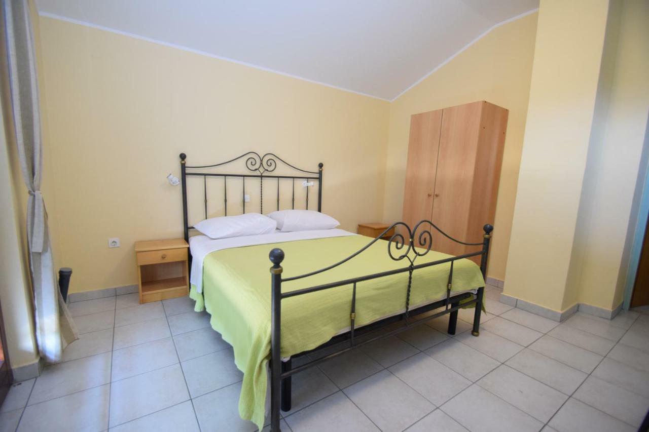 Apartments Nina Starigrad Paklenica Εξωτερικό φωτογραφία