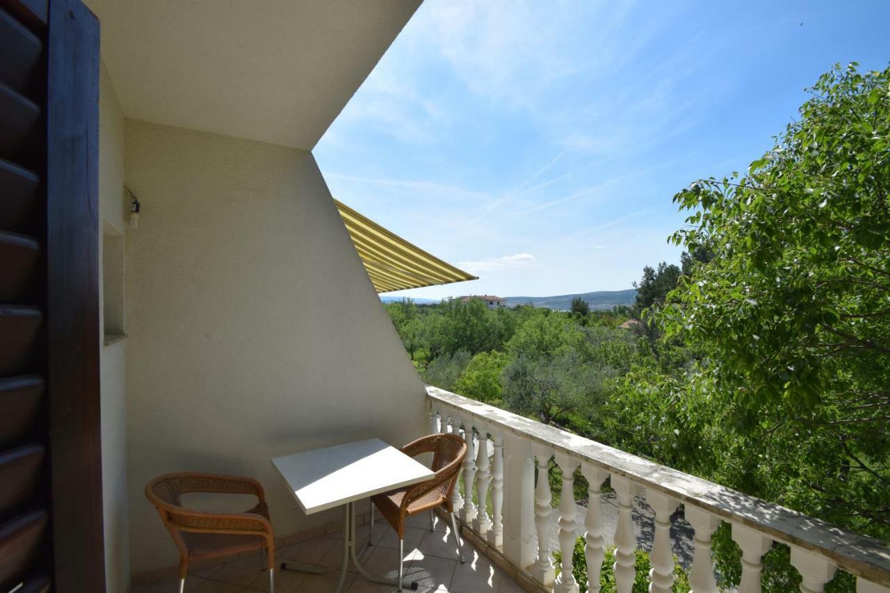 Apartments Nina Starigrad Paklenica Εξωτερικό φωτογραφία